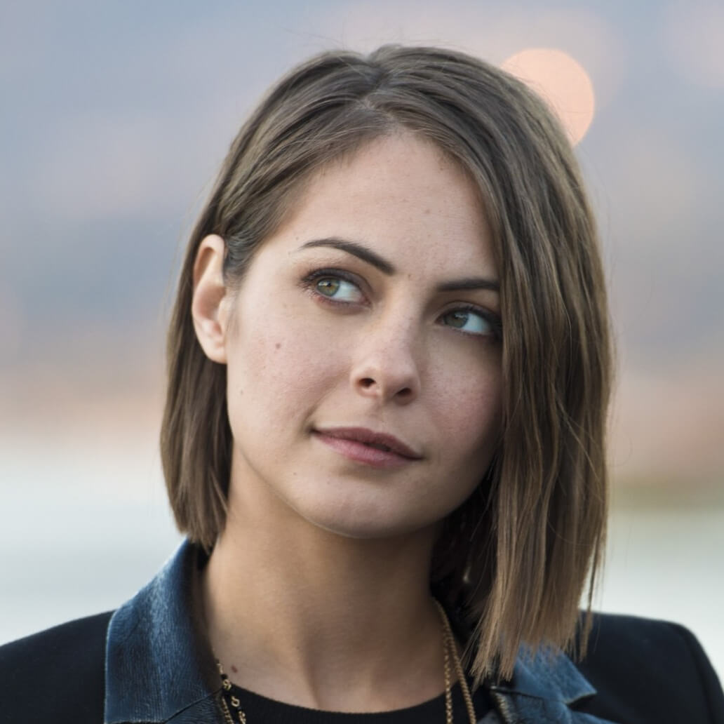 willa holland